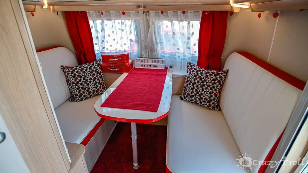 Living room in Eriba Troll 530 Rockabilly caravan with two comfy sofas