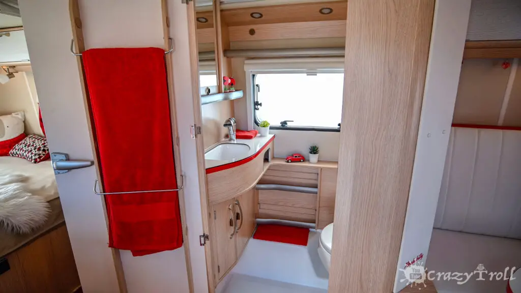 Bathroom in Eriba Troll 530 caravan with toilet and shower