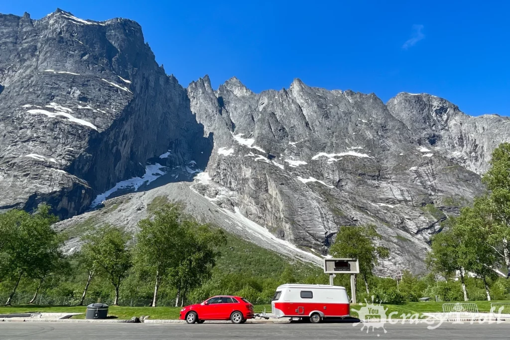 7 Days Norway Road Trip Itinerary - Trollvegen in Romsdalen Valley. Comfortable parking for picnic and photos.