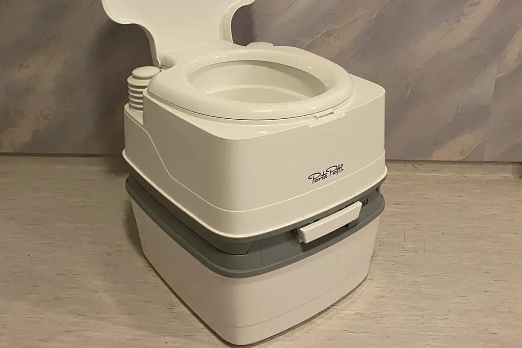 Portable Cassette Toilets for camper van and cabin